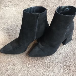 Black heeled boots size 10